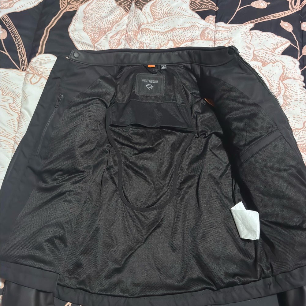 Harley-Davidson Men's Black Leather Bomber Jacket - Picture 3 of 5